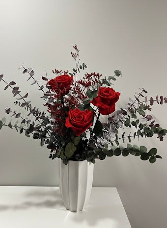 Ram de 3 roses preservades amb gerro blanc